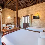 Guest house Revakli Ev 3*