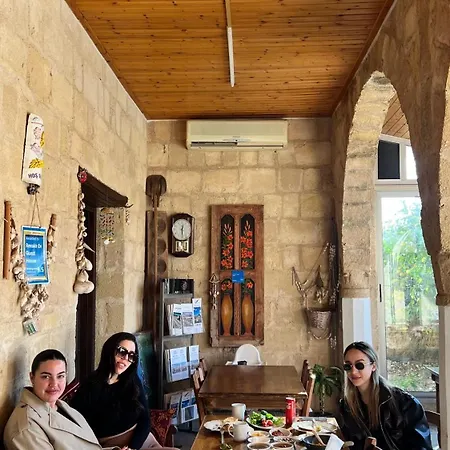 Penzion Revakli Ev 3*