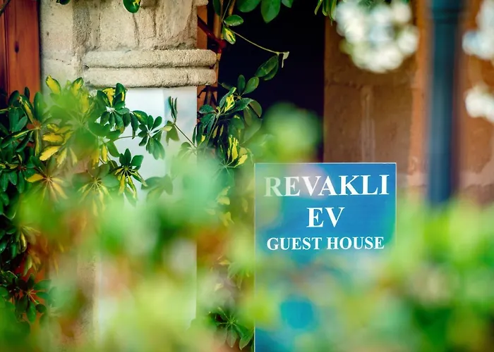 Revakli Ev 3* Rizokarpaso