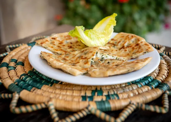 ゲストハウス Revakli Ev 3*